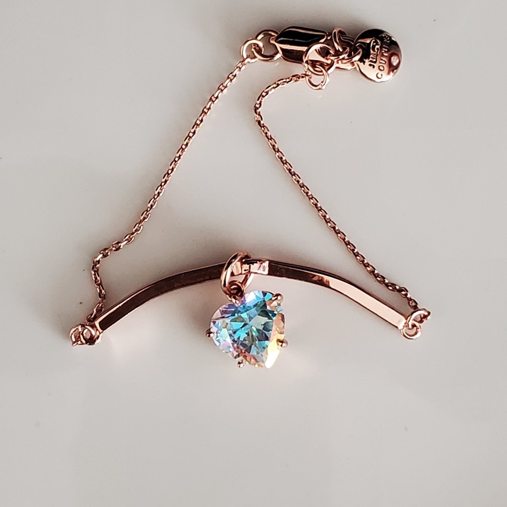Juicy Couture Rose Gold Tone Bangle‎ with Rhinestone Heart Charm NIB YJRU6600